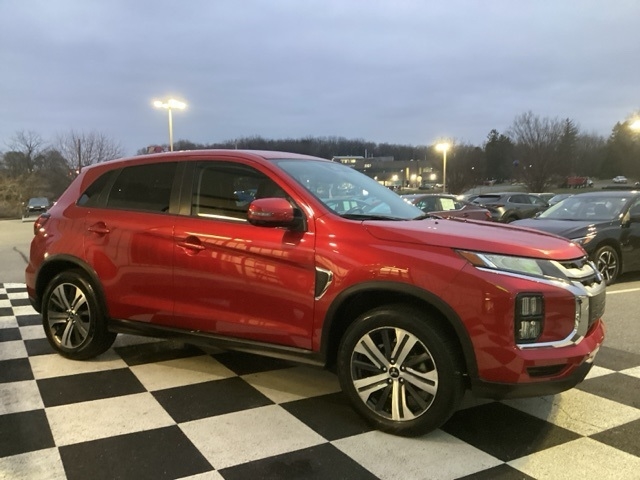 Mitsubishi Outlander Sport  2024