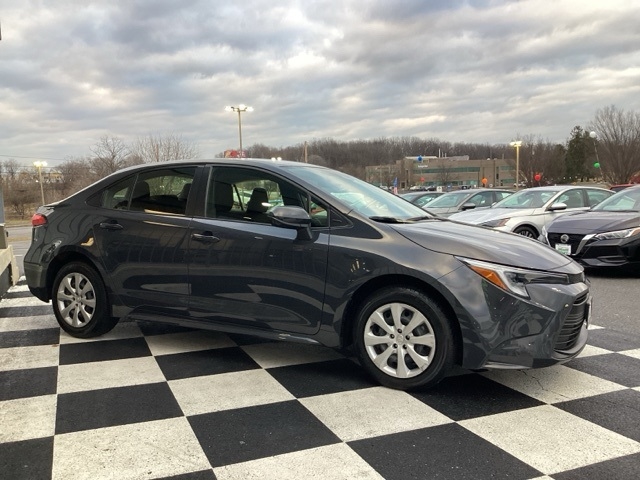 Toyota Corolla Hybrid  2025