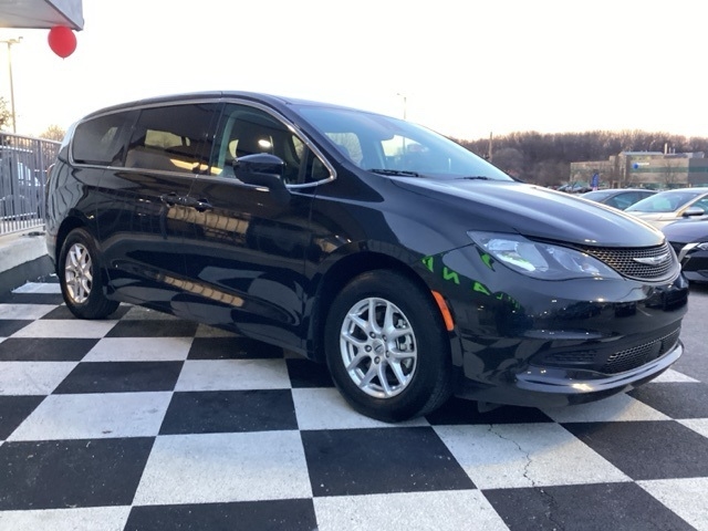 Chrysler Voyager  2023