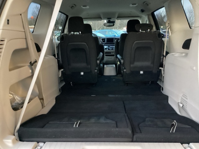 Chrysler Voyager  2023