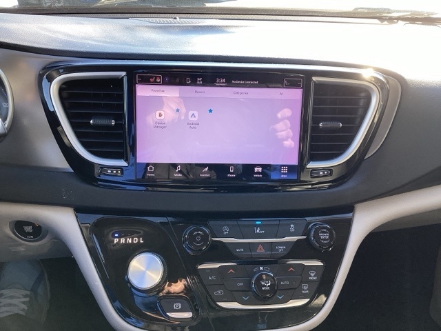 Chrysler Pacifica  2022