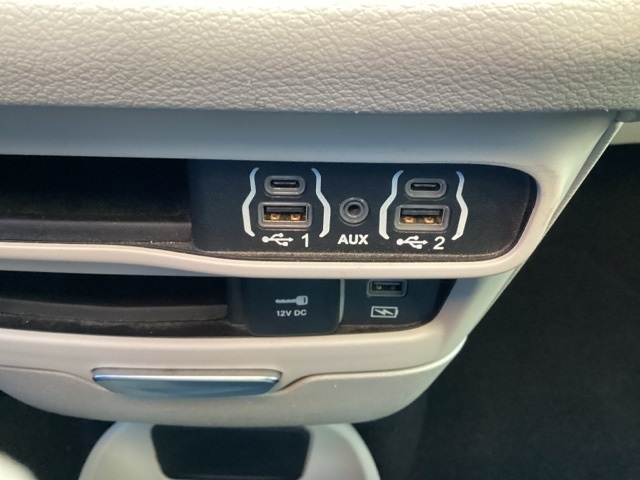 Chrysler Pacifica  2022