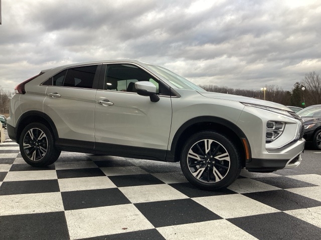 Mitsubishi Eclipse Cross  2024