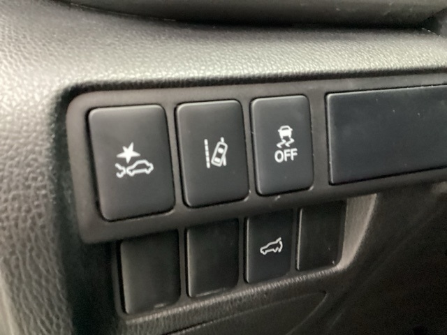 Mitsubishi Eclipse Cross  2024