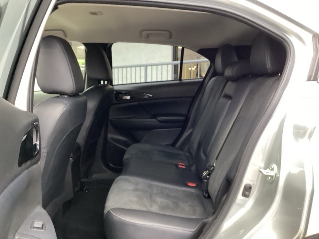 Mitsubishi Eclipse Cross  2024