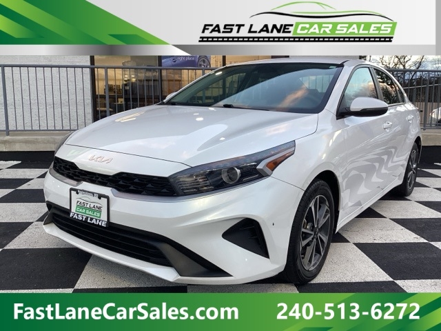 2023 Kia Forte LXS's photo