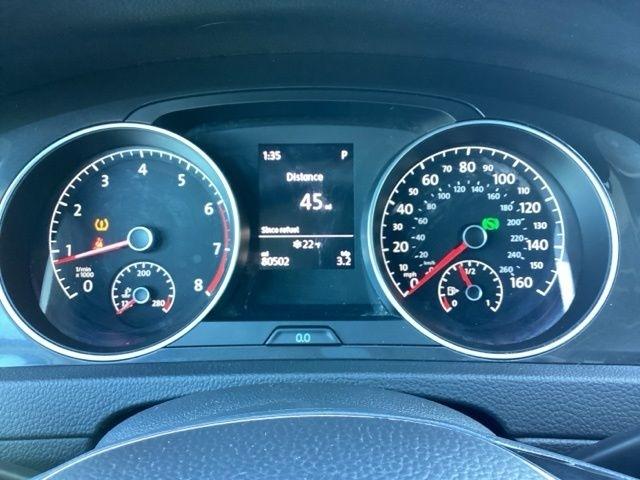 Volkswagen Golf  2020