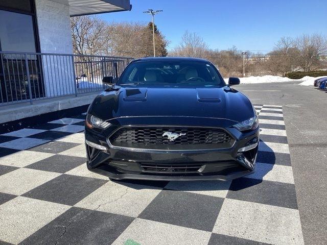 Ford Mustang  2020