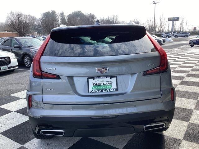 Cadillac XT4  2024