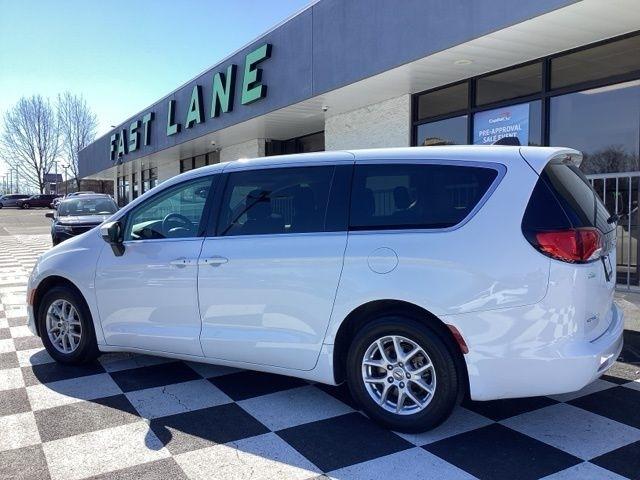 Chrysler Voyager  2023