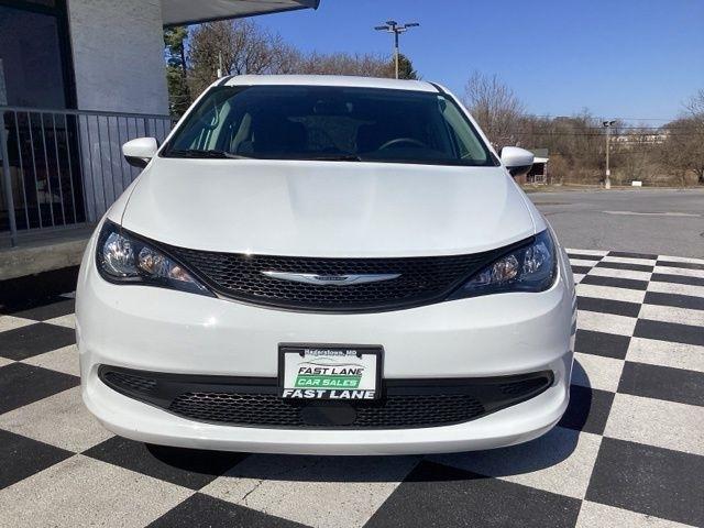 Chrysler Voyager  2023