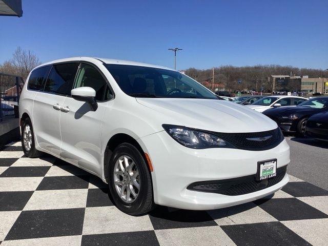 Chrysler Voyager  2023