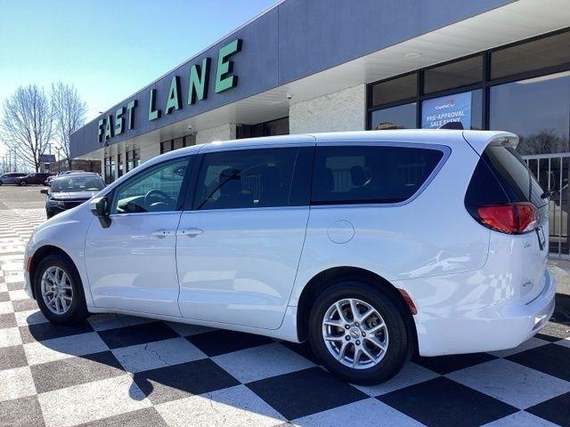 Chrysler Voyager  2023