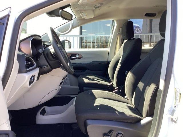 Chrysler Voyager  2023