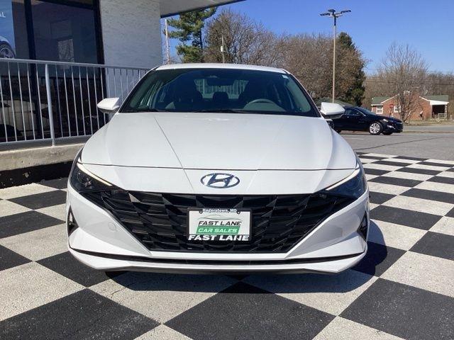 Hyundai Elantra  2023