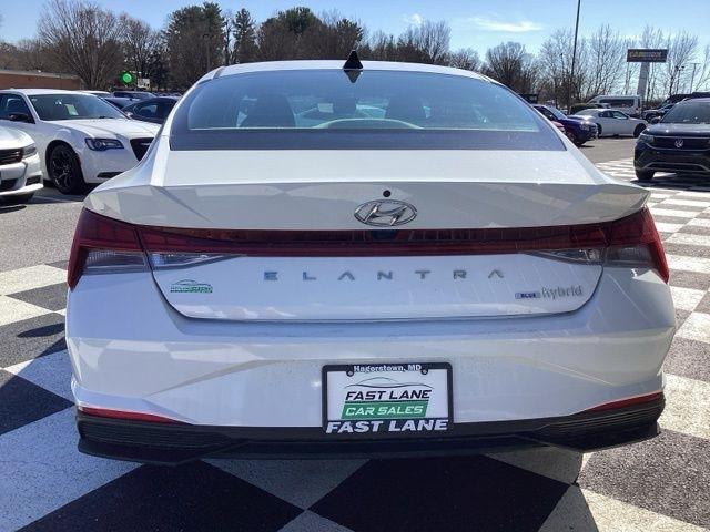 Hyundai Elantra  2023