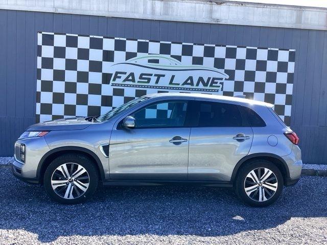 Mitsubishi Outlander Sport  2024