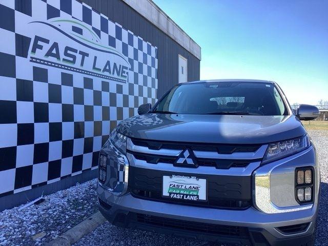 Mitsubishi Outlander Sport  2024