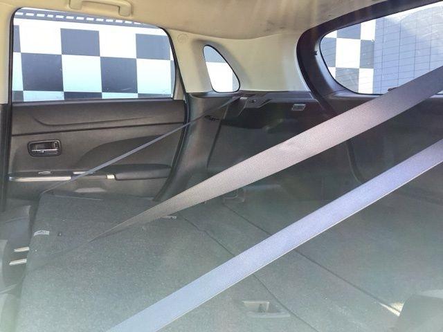 Mitsubishi Outlander Sport  2024