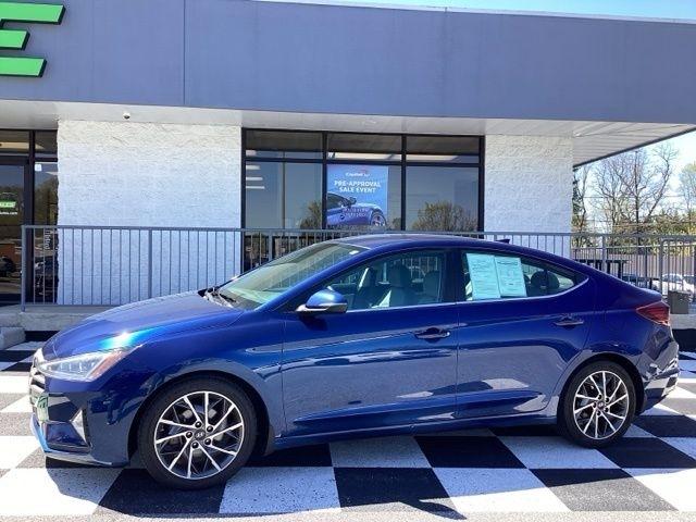 Hyundai Elantra  2020