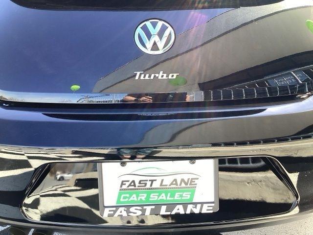 Volkswagen Beetle  2016