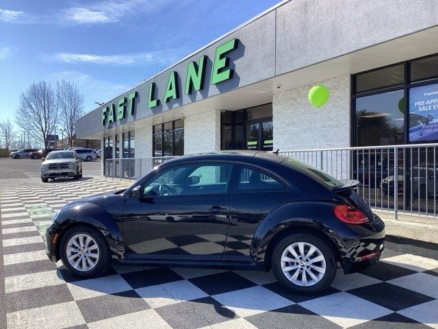 Volkswagen Beetle  2016