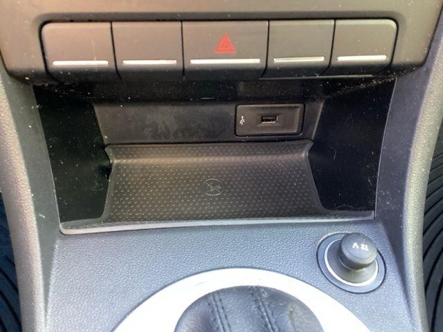 Volkswagen Beetle  2016