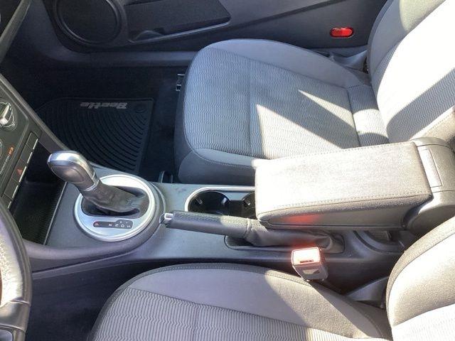 Volkswagen Beetle  2016