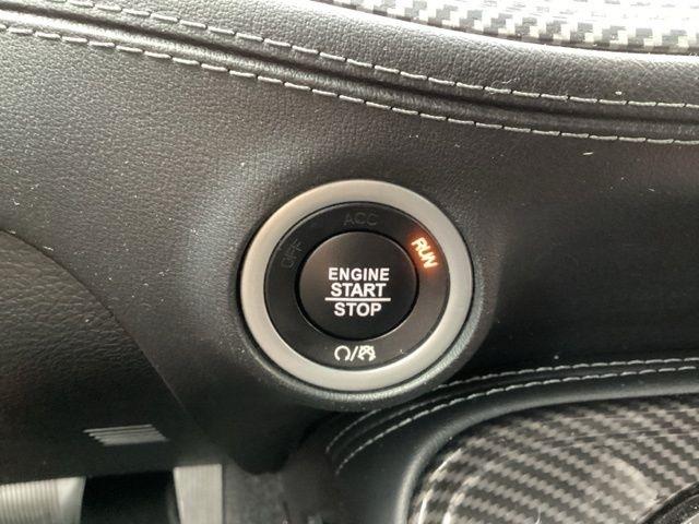 Dodge Challenger  2022