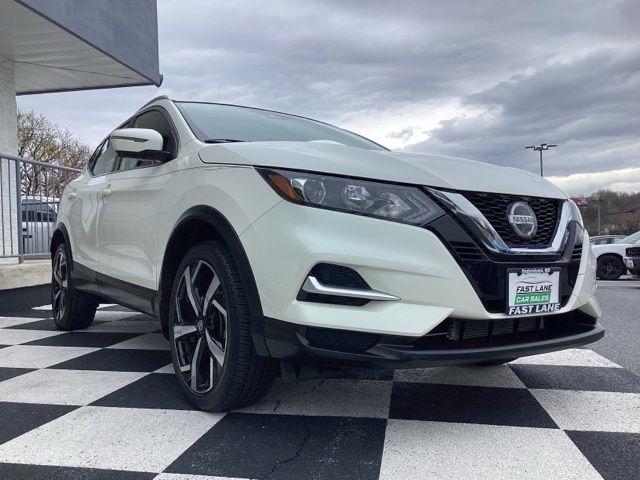 Nissan Rogue Sport  2022