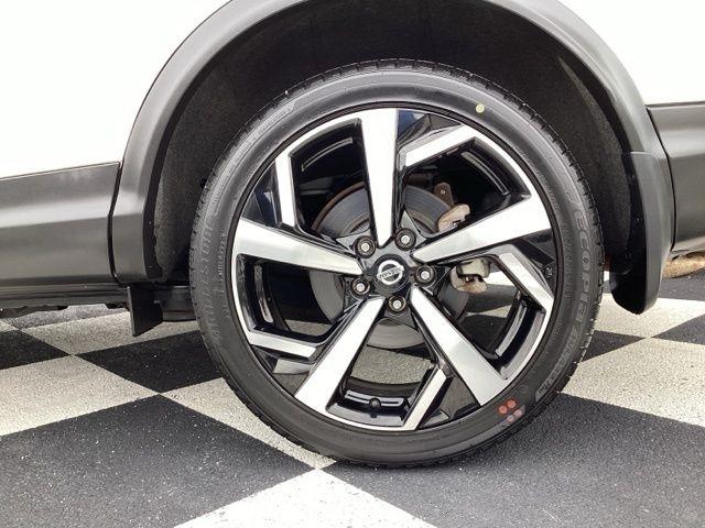 Nissan Rogue Sport  2022