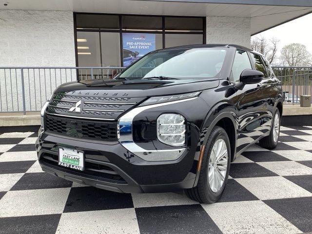 2024 Mitsubishi Outlander ES