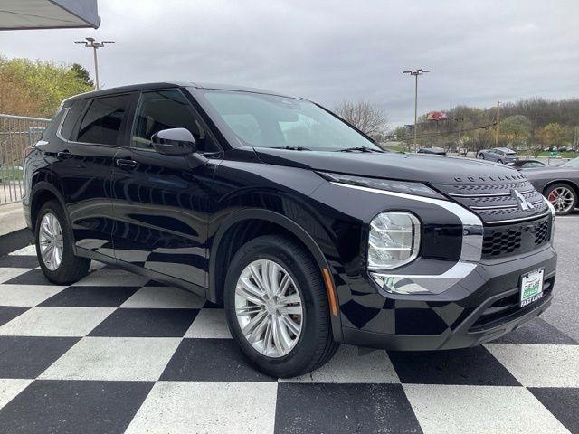 Mitsubishi Outlander  2024