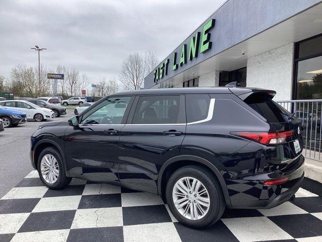 Mitsubishi Outlander  2024