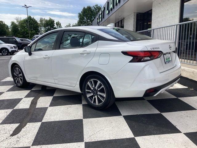 Nissan Versa  2025