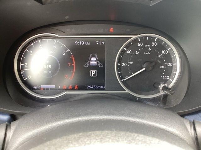 Nissan Versa  2025