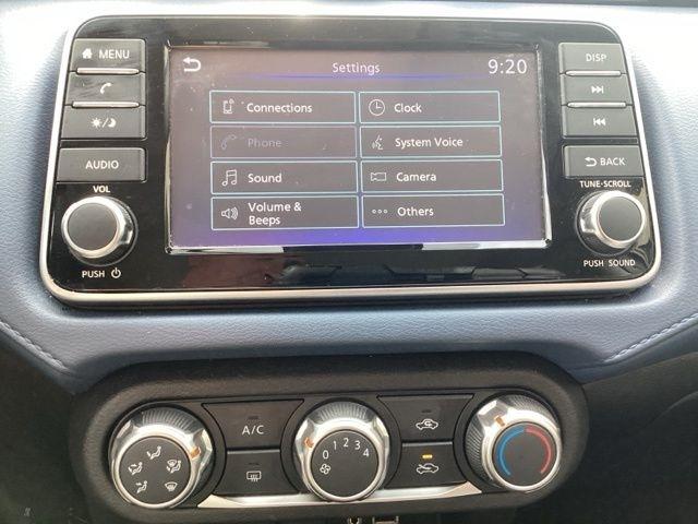 Nissan Versa  2025