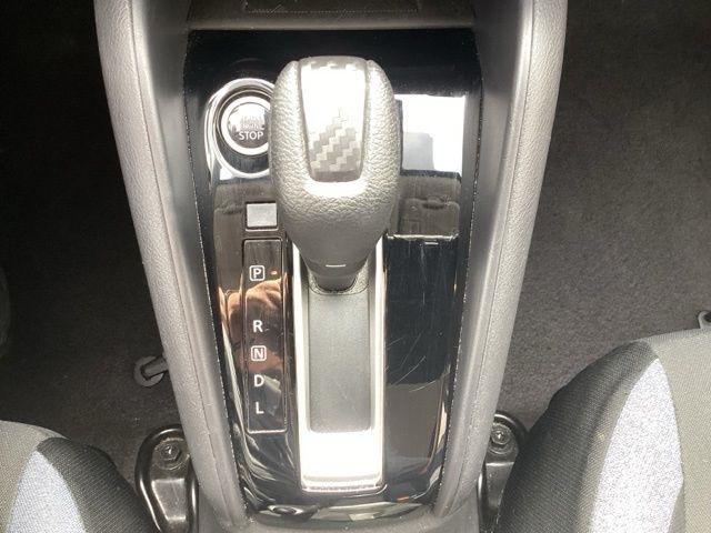 Nissan Versa  2025