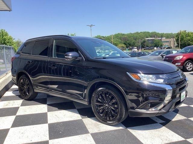 Mitsubishi Outlander  2020