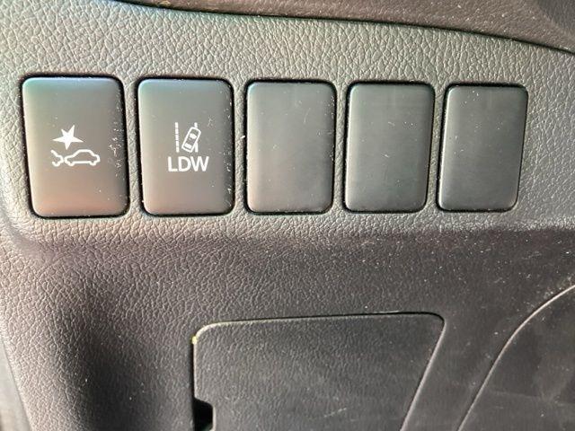 Mitsubishi Outlander  2020
