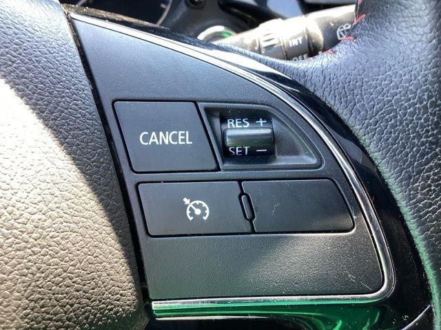 Mitsubishi Outlander  2020