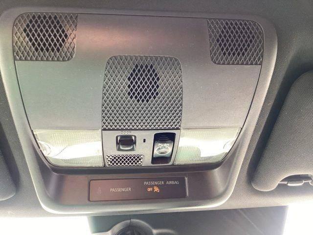 Mitsubishi Outlander  2020