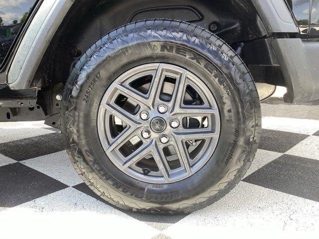 Jeep Wrangler  2025