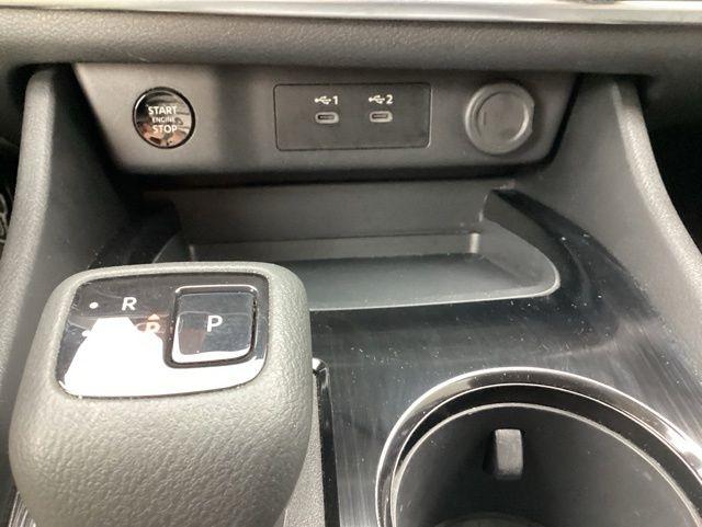 Nissan Rogue  2025