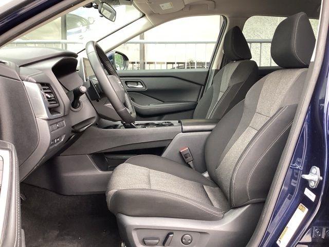 Nissan Rogue  2025