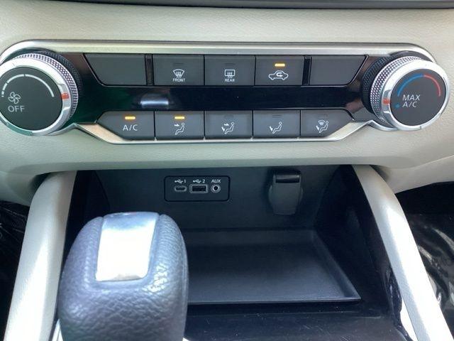 Nissan Altima  2024