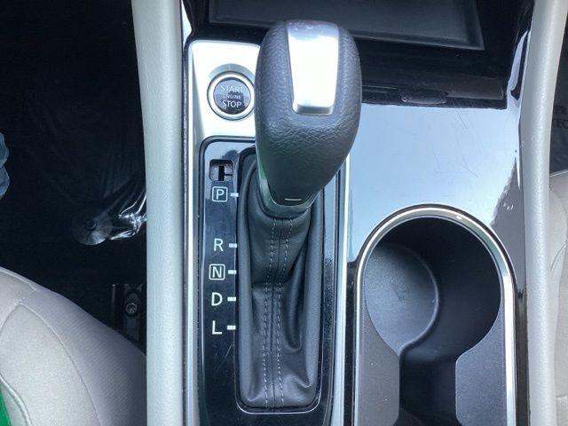 Nissan Altima  2024