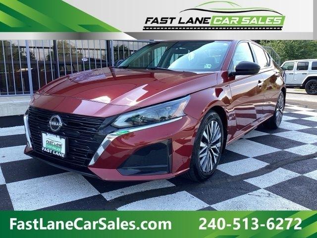 Nissan Altima  2024