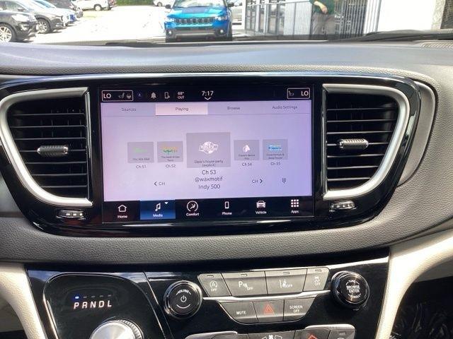 Chrysler Pacifica  2024