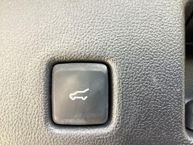 Ford Escape Hybrid  2021